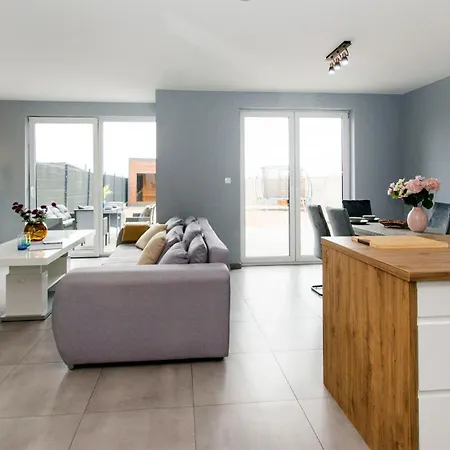 Prestige House Jacuzzi & Sauna Villa