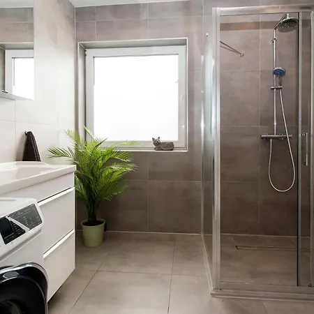 Prestige House Jacuzzi & Sauna